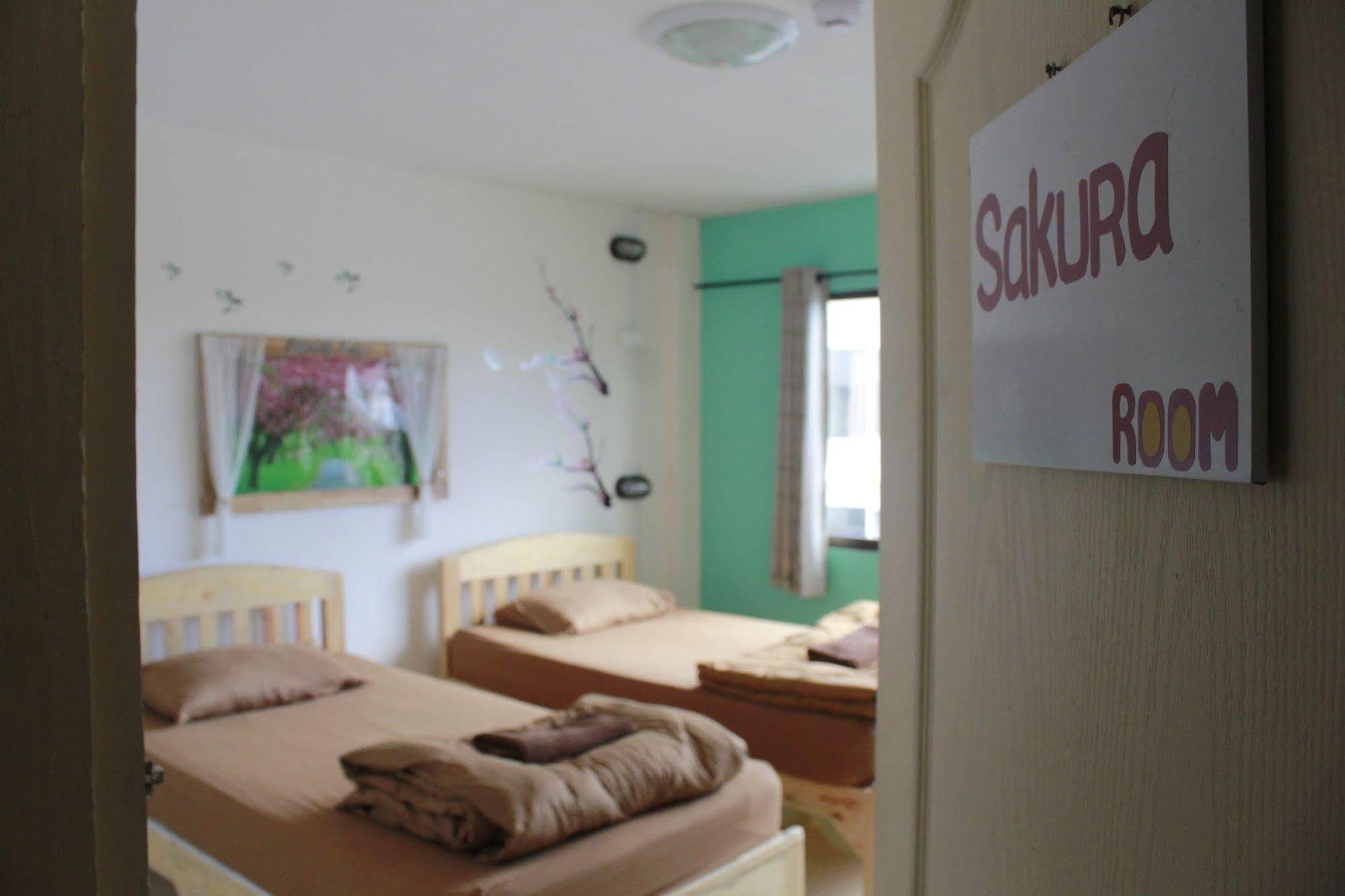 Cm City Hostel Чіангмай Екстер'єр фото
