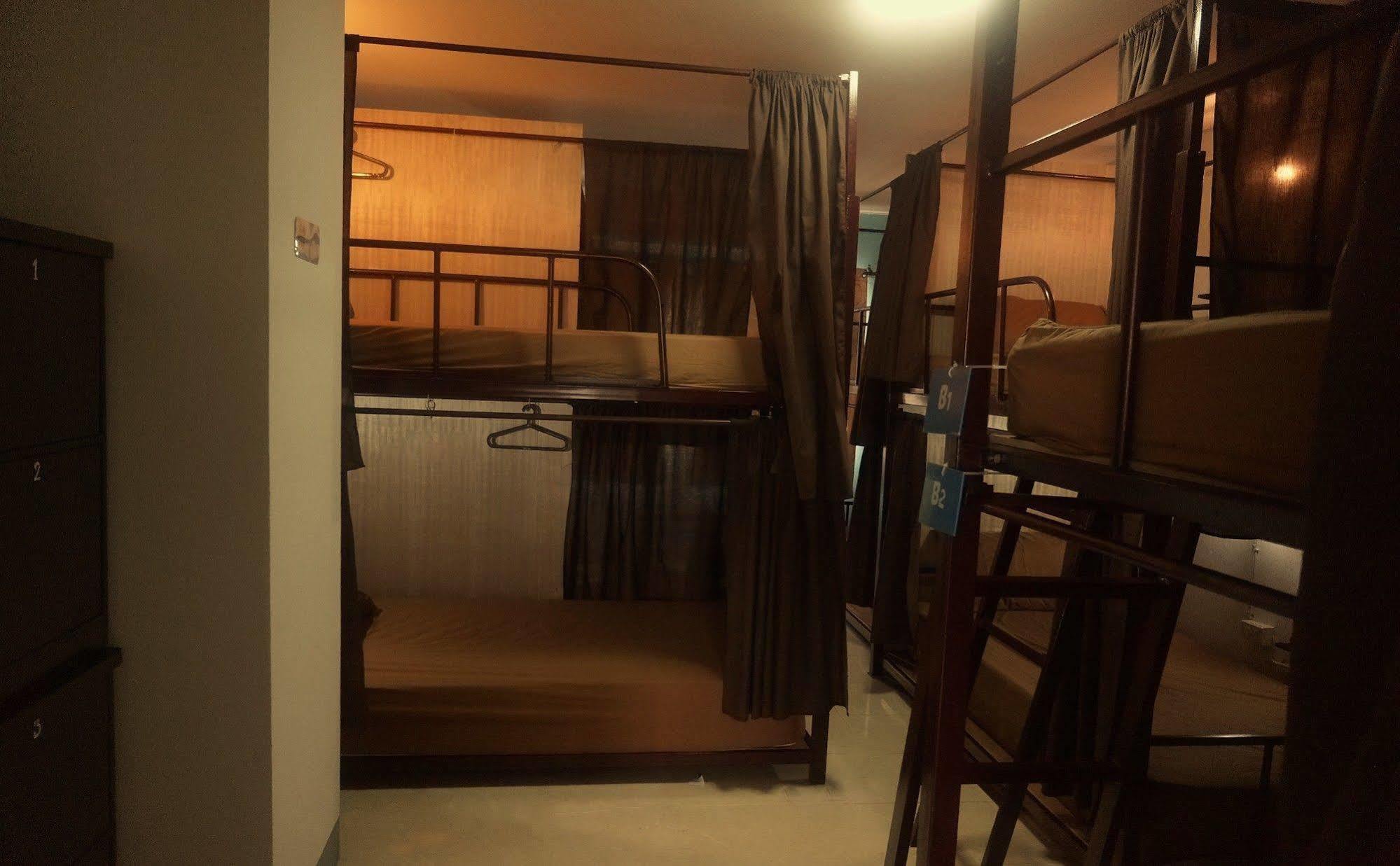 Cm City Hostel Чіангмай Екстер'єр фото